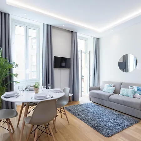 Lägenhet Brand New 1 Bdr Place Du Pin