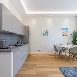 Brand New 1 Bdr Place Du Pin Διαμέρισμα *
